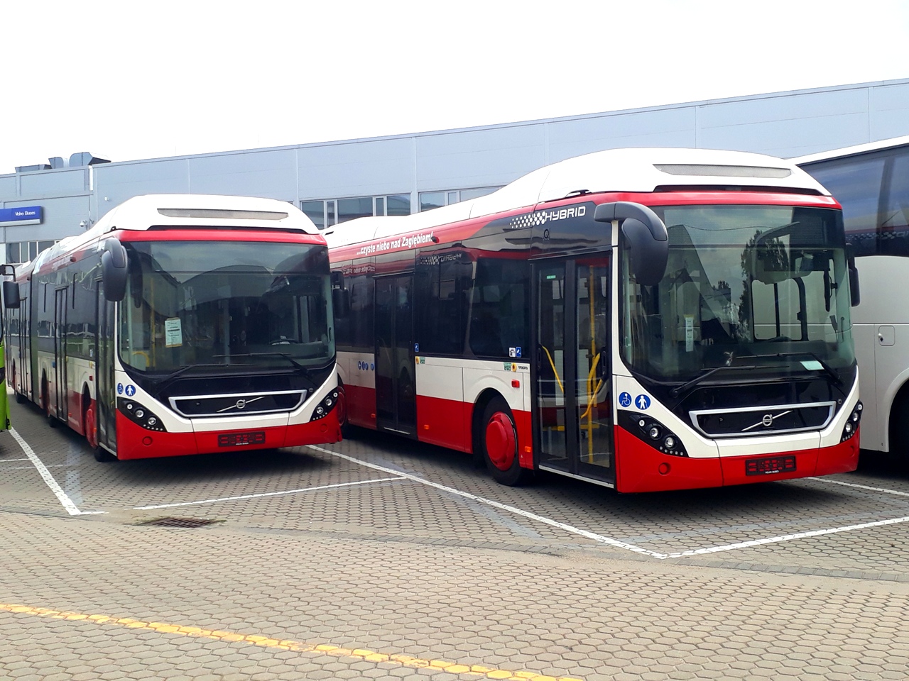 Volvo Polska Sp. z o.o. seven more hybrid buses delivered